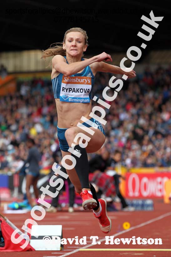Olga Rypakova in the womens triple jump at the Sainsbury's Birmingham Grand Prix. Photos: David T. Hewitson/Sports for All Pics